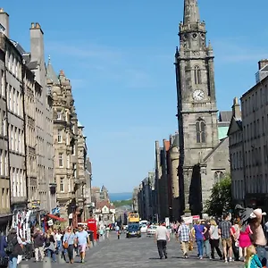 Royal Mile Cranston Apartment